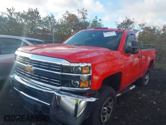 2018 Chevrolet Silverado 2500HD Work Truck z VIN 1GC0KUEG1JZ352671, wystawiony jako IAAI lot #43515312 z przebiegiem 38 048 mil mil oraz . Historia ofert i sprzedaży dostępna na DreamBid. Obrazek 17.