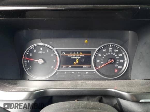 2023 Kia Sorento LX z VIN 5XYRG4LC7PG176354, wystawiony jako Copart lot #65043975 z przebiegiem 60 922 mil mil oraz Nie do naprawy • Non repairable. Historia ofert i sprzedaży dostępna na DreamBid. Obrazek 9.