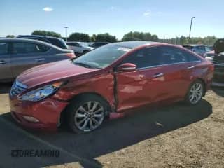 2012 Hyundai Sonata Limited с VIN 5NPEC4AB8CH370656, выставлен на аукционе Copart как лот 84457375 с пробегом 103 701 миль миль и На запчасти • Non repairable. История ставок и продаж доступна на DreamBid. Изображение 1.