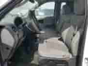 2005 Ford F-150 XL с VIN 1FTRF14545NB68512, выставлен на аукционе Copart как лот 49657355 с пробегом 143 427 миль миль и Чистый • Clean title. История ставок и продаж доступна на DreamBid. Изображение 7.