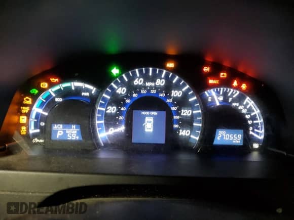 2012 Toyota Camry XLE z VIN 4T1BD1FK5CU002931, wystawiony jako Copart lot #90688575 z przebiegiem 270 559 mil mil oraz Czysty tytuł • Clean title. Historia ofert i sprzedaży dostępna na DreamBid. Obrazek 9.