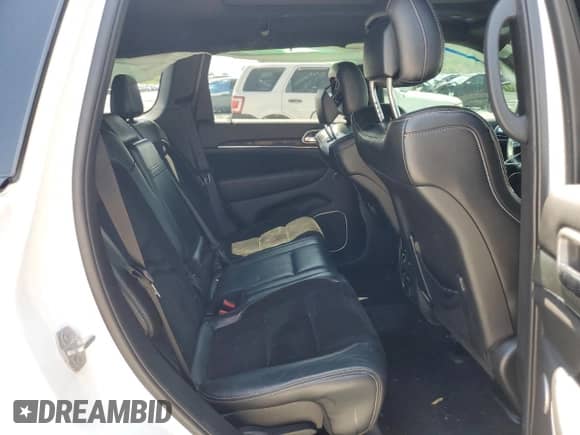 2017 Jeep Grand Cherokee SRT z VIN 1C4RJFDJXHC738652, wystawiony jako Copart lot #61984665 z przebiegiem 108 202 mil mil oraz Szkoda całkowita • Salvage title. Historia ofert i sprzedaży dostępna na DreamBid. Obrazek 11.