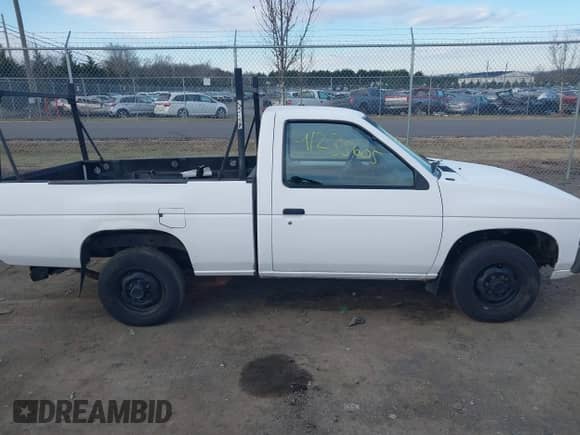 1996 Nissan Frontier XE с VIN 1N6SD11S2TC360938, выставлен на аукционе IAAI как лот 41235605 с пробегом 116 413 миль миль и . История ставок и продаж доступна на DreamBid. Изображение 13.