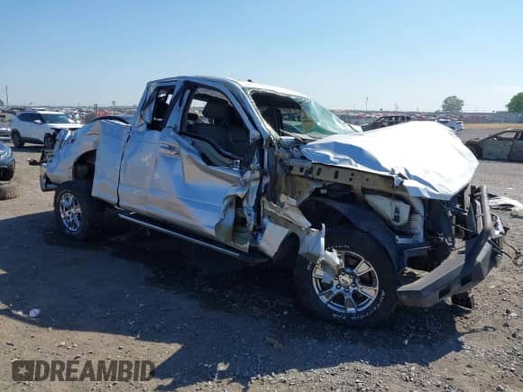 2015 Ford F-150 XLT с VIN 1FTFX1EF8FKD24299, выставлен на аукционе IAAI как лот 42764886 с пробегом Не указан миль и . История ставок и продаж доступна на DreamBid. Изображение 1.