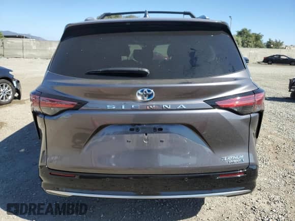 2022 Toyota Sienna Platinum с VIN 5TDERKECXNS088487, выставлен на аукционе Copart как лот 81986215 с пробегом 85 864 миль миль и Списание • Salvage title. История ставок и продаж доступна на DreamBid. Изображение 6.