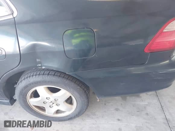 2000 Honda Accord EX z VIN 1HGCG1653YA049279, wystawiony jako IAAI lot #43189029 z przebiegiem 212 234 mil mil oraz . Historia ofert i sprzedaży dostępna na DreamBid. Obrazek 14.