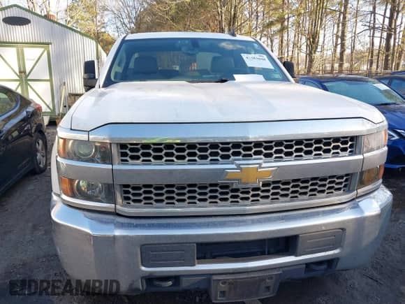 2019 Chevrolet Silverado 2500HD z VIN 2GB2KREG7K1219823, wystawiony jako IAAI lot #41363048 z przebiegiem 256 734 mil mil oraz . Historia ofert i sprzedaży dostępna na DreamBid. Obrazek 12.