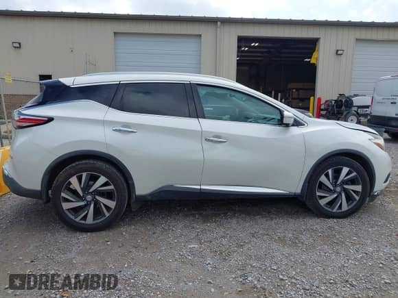 2015 Nissan Murano Platinum with VIN 5N1AZ2MG5FN204541, listed as a IAAI auction lot 42225020 with 145,900 mi miles and . Bid and sale history available at DreamBid. Image 13.