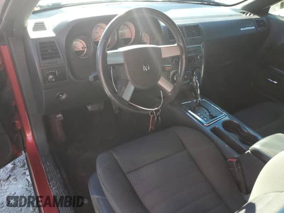 2009 Dodge Challenger R/T with VIN 2B3LJ54T69H510133, listed as a Copart auction lot 87464485 with 116,065 mi miles and Clean title. Bid and sale history available at DreamBid. Image 8.