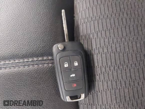 2017 Chevrolet Impala LT z VIN 2G1105S30H9160933, wystawiony jako IAAI lot #43195871 z przebiegiem 132 506 mil mil oraz . Historia ofert i sprzedaży dostępna na DreamBid. Obrazek 11.