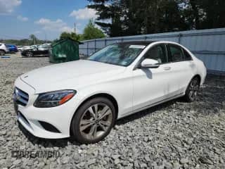 2021 Mercedes-Benz C 300 с VIN W1KWF8EB9MR636988, выставлен на аукционе Copart как лот 65932815 с пробегом 31 108 миль миль и Списание • Salvage title. История ставок и продаж доступна на DreamBid. Изображение 1.