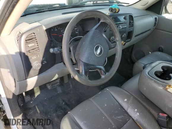 2009 Chevrolet Silverado 1500 1LT z VIN 1GCEC19J09E163343, wystawiony jako Copart lot #80729825 z przebiegiem 242 393 mil mil oraz Szkoda całkowita • Salvage title. Historia ofert i sprzedaży dostępna na DreamBid. Obrazek 8.