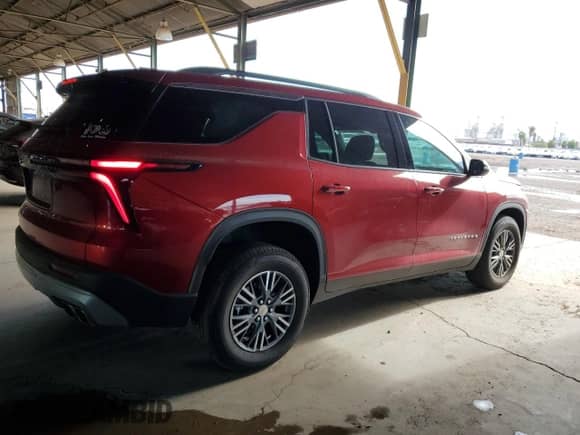 2025 Chevrolet Traverse FWD LT с VIN 1GNERGRS3SJ121747, выставлен на аукционе Copart как лот 69698015 с пробегом 14 219 миль миль и Списание • Salvage title. История ставок и продаж доступна на DreamBid. Изображение 3.