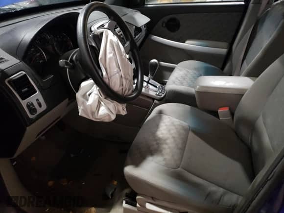 2007 Chevrolet Equinox LS с VIN 2CNDL23F776103353, выставлен на аукционе Copart как лот 73610294 с пробегом 119 237 миль миль и Списание • Salvage title. История ставок и продаж доступна на DreamBid. Изображение 7.