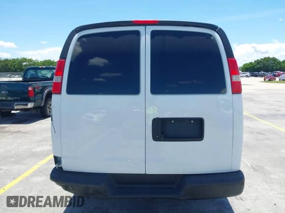 2017 Chevrolet Express Cargo with VIN 1GCWGBFF3H1133838, listed as a IAAI auction lot 42582422 with 92,332 mi miles and . Bid and sale history available at DreamBid. Image 16.