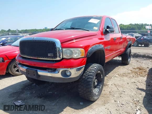 2005 Dodge 2500 SLT with VIN 3D7KS28C95G844477, listed as a IAAI auction lot 42702050 with 182,932 mi miles and . Bid and sale history available at DreamBid. Image 2.