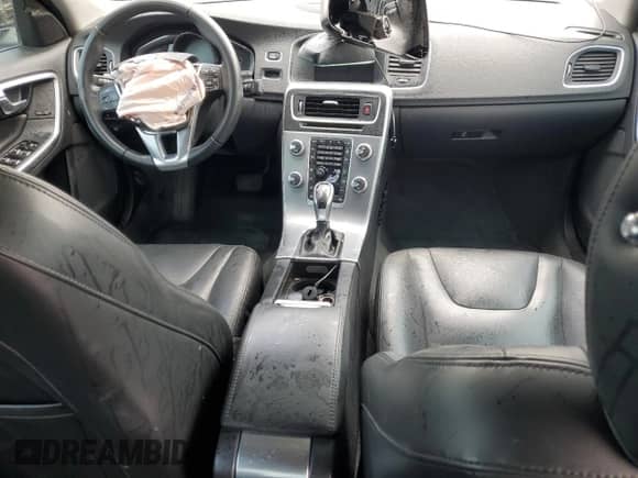 2017 Volvo S60 Inscription с VIN LYV402HK1HB134100, выставлен на аукционе Copart как лот 65956695 с пробегом 96 718 миль миль и Списание • Salvage title. История ставок и продаж доступна на DreamBid. Изображение 8.