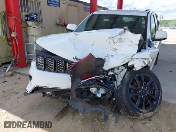 2018 Jeep Grand Cherokee Altitude z VIN 1C4RJEAG5JC175454, wystawiony jako IAAI lot #43033003 z przebiegiem 111 503 mil mil oraz . Historia ofert i sprzedaży dostępna na DreamBid. Obrazek 6.