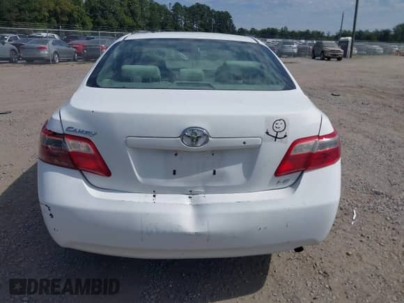 2008 Toyota Camry LE with VIN 4T1BE46K88U735920, listed as a IAAI auction lot 43085852 with 305,010 mi miles and . Bid and sale history available at DreamBid. Image 16.