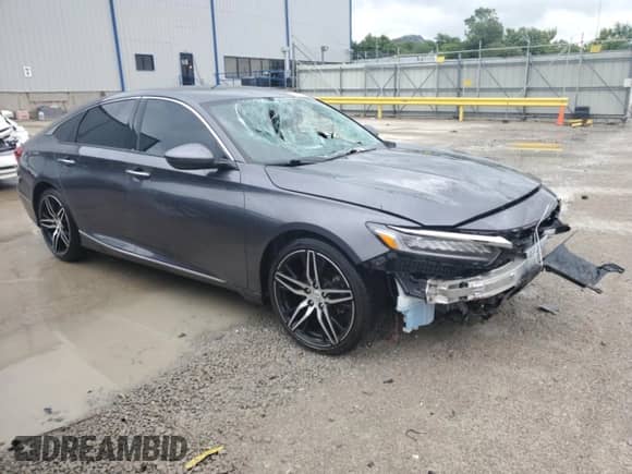 2022 Honda Accord Touring with VIN 1HGCV2F96NA007411, listed as a Copart auction lot 61187165 with 39,007 mi miles and Salvage title. Bid and sale history available at DreamBid. Image 4.