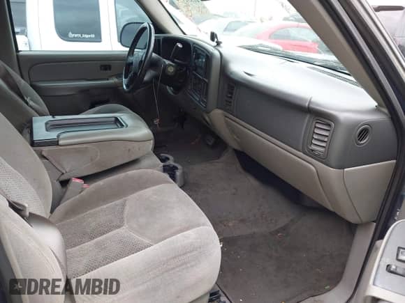 2005 Chevrolet Avalanche LS с VIN 3GNEC12Z95G115267, выставлен на аукционе IAAI как лот 41832134 с пробегом 223 690 миль миль и . История ставок и продаж доступна на DreamBid. Изображение 5.