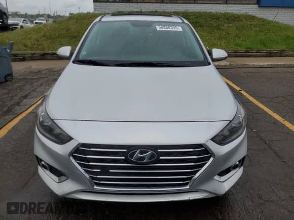 2021 Hyundai Accent Limited z VIN 3KPC34A63ME150082, wystawiony jako Copart lot #56880395 z przebiegiem 81 271 mil mil oraz Szkoda całkowita • Salvage title. Historia ofert i sprzedaży dostępna na DreamBid. Obrazek 5.