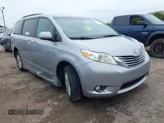 2016 Toyota Sienna XLE with VIN 5TDYK3DCXGS697249, listed as a IAAI auction lot 42153128 with 54,824 mi miles and . Bid and sale history available at DreamBid. Image 1.