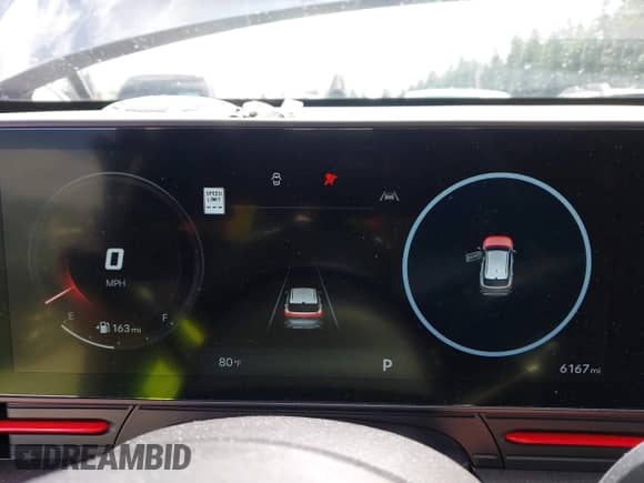 2025 Hyundai Kona N Line S z VIN KM8HBCA33SU190777, wystawiony jako IAAI lot #42639810 z przebiegiem 6 167 mil mil oraz . Historia ofert i sprzedaży dostępna na DreamBid. Obrazek 7.