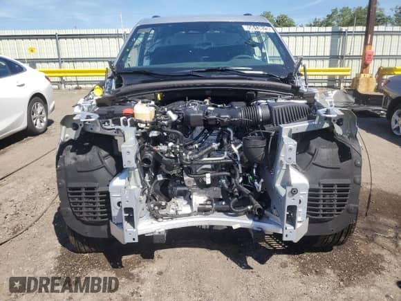 2025 Jeep Grand Cherokee Altitude z VIN 1C4RJHAG0S8699245, wystawiony jako Copart lot #65613825 z przebiegiem Nie podano mil oraz Nie do naprawy • Non repairable. Historia ofert i sprzedaży dostępna na DreamBid. Obrazek 5.