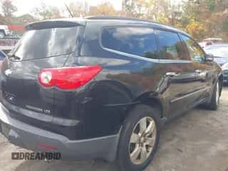 2011 Chevrolet Traverse LTZ z VIN 1GNKVLED4BJ316156, wystawiony jako IAAI lot #43477551 z przebiegiem Nie podano mil oraz . Historia ofert i sprzedaży dostępna na DreamBid. Obrazek 4.