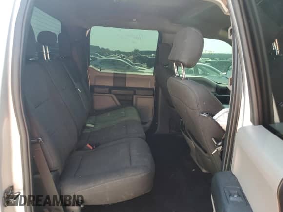 2019 Ford F-150 XLT с VIN 1FTEW1CPXKKC81900, выставлен на аукционе Copart как лот 71236885 с пробегом 101 320 миль миль и Списание • Salvage title. История ставок и продаж доступна на DreamBid. Изображение 10.