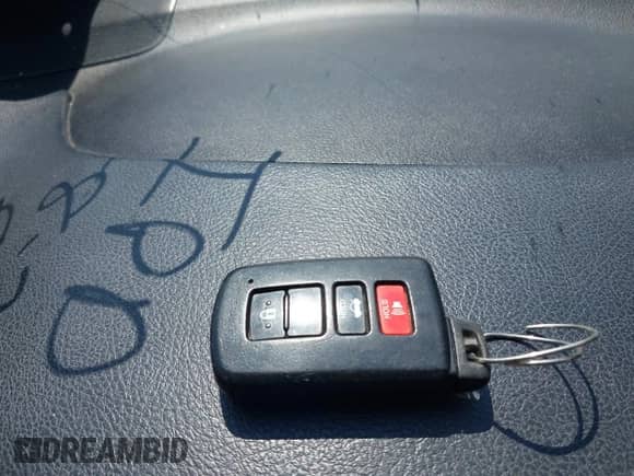 2017 Toyota Camry Hybrid LE z VIN 4T1BD1FK9HU223584, wystawiony jako IAAI lot #43192739 z przebiegiem 188 332 mil mil oraz . Historia ofert i sprzedaży dostępna na DreamBid. Obrazek 11.