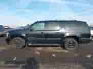 2014 Chevrolet Suburban LT с VIN 1GNSKJE70ER188902, выставлен на аукционе IAAI как лот 41208462 с пробегом 123 278 миль миль и . История ставок и продаж доступна на DreamBid. Изображение 14.