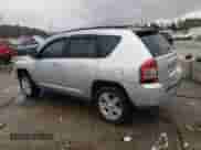 2010 Jeep Compass Latitude с VIN 1J4NF1FB1AD646011, выставлен на аукционе Copart как лот 79056184 с пробегом 178 737 миль миль и На запчасти • Non repairable. История ставок и продаж доступна на DreamBid. Изображение 2.