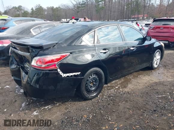 2015 Nissan Altima S z VIN 1N4AL3AP2FC434796, wystawiony jako IAAI lot #41484421 z przebiegiem 124 602 mil mil oraz . Historia ofert i sprzedaży dostępna na DreamBid. Obrazek 4.