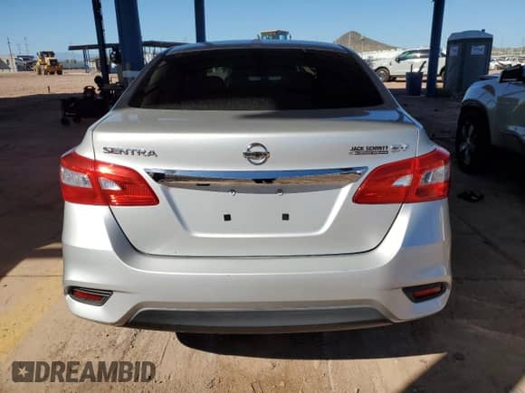 2017 Nissan Sentra SV z VIN 3N1AB7AP0HL668613, wystawiony jako Copart lot #84289935 z przebiegiem 94 553 mil mil oraz Szkoda całkowita • Salvage title. Historia ofert i sprzedaży dostępna na DreamBid. Obrazek 6.