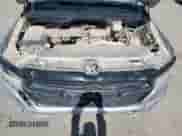 2021 Ram 1500 Laramie z VIN 1C6RREJT2MN593816, wystawiony jako Copart lot #62094565 z przebiegiem 59 825 mil mil oraz Szkoda całkowita • Salvage title. Historia ofert i sprzedaży dostępna na DreamBid. Obrazek 11.