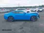 2024 Ford Mustang EcoBoost с VIN 1FA6P8TH8R5143368, выставлен на аукционе IAAI как лот 43025741 с пробегом 9 326 миль миль и . История ставок и продаж доступна на DreamBid. Изображение 14.