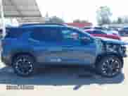 2025 Chevrolet Equinox FWD RS z VIN 3GNAXLEG7SL193915, wystawiony jako IAAI lot #42928003 z przebiegiem 4 440 mil mil oraz . Historia ofert i sprzedaży dostępna na DreamBid. Obrazek 14.