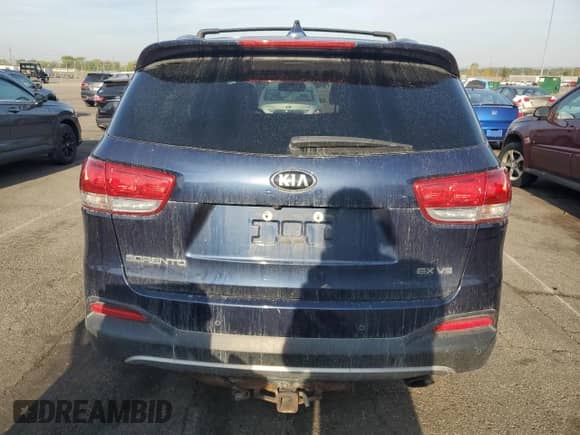2018 Kia Sorento EX with VIN 5XYPHDA59JG375034, listed as a Copart auction lot 81006745 with 128,707 mi miles and Clean title. Bid and sale history available at DreamBid. Image 6.