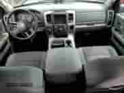 2018 Ram 1500 Big Horn z VIN 1C6RR7LM5JS244146, wystawiony jako Copart lot #68372385 z przebiegiem 56 819 mil mil oraz Czysty tytuł • Clean title. Historia ofert i sprzedaży dostępna na DreamBid. Obrazek 8.