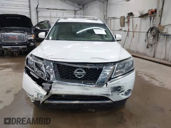 2014 Nissan Pathfinder SV with VIN 5N1AR2MM6EC611381, listed as a IAAI auction lot 42639507 with 98,971 mi miles and . Bid and sale history available at DreamBid. Image 12.