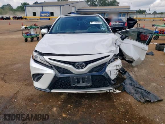 2019 Toyota Camry XSE z VIN 4T1B61HK9KU819244, wystawiony jako Copart lot #81748655 z przebiegiem 89 117 mil mil oraz Szkoda całkowita • Salvage title. Historia ofert i sprzedaży dostępna na DreamBid. Obrazek 5.