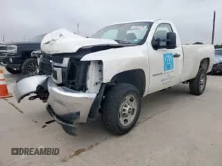 2013 Chevrolet Silverado 2500HD Work Truck с VIN 1GC0CVCG4DF215302, выставлен на аукционе Copart как лот 57222725 с пробегом 135 302 миль миль и Списание • Salvage title. История ставок и продаж доступна на DreamBid. Изображение 1.