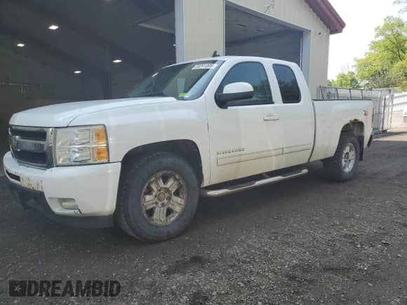 2009 Chevrolet Silverado 1500 LTZ с VIN 1GCEK39JX9Z285571, выставлен на аукционе Copart как лот 59291305 с пробегом 307 019 миль миль и Чистый • Clean title. История ставок и продаж доступна на DreamBid. Изображение 1.