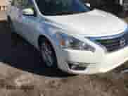 2015 Nissan Altima SV с VIN 1N4AL3AP7FC124370, выставлен на аукционе Copart как лот 82210035 с пробегом 127 617 миль миль и Списание • Salvage title. История ставок и продаж доступна на DreamBid. Изображение 13.