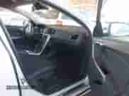 2012 Volvo S60 T5 с VIN YV1622FS3C2034252, выставлен на аукционе IAAI как лот 43336269 с пробегом 143 661 миль миль и . История ставок и продаж доступна на DreamBid. Изображение 5.