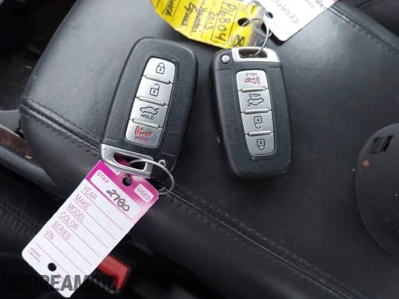 2013 Hyundai Equus Signature с VIN KMHGH4JHXDU066522, выставлен на аукционе IAAI как лот 43413127 с пробегом 97 363 миль миль и . История ставок и продаж доступна на DreamBid. Изображение 11.