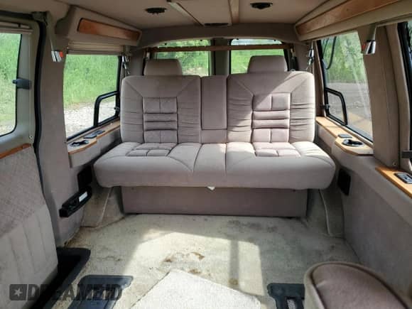 2001 Chevrolet Express Cargo YF7 Upfitter с VIN 1GBFG15R211107571, выставлен на аукционе Copart как лот 59157185 с пробегом 157 052 миль миль и Чистый • Clean title. История ставок и продаж доступна на DreamBid. Изображение 10.