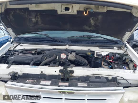 1994 Ford Econoline Cargo с VIN 1FDEE14N0RHA00870, выставлен на аукционе IAAI как лот 42620960 с пробегом 107 662 миль миль и . История ставок и продаж доступна на DreamBid. Изображение 10.